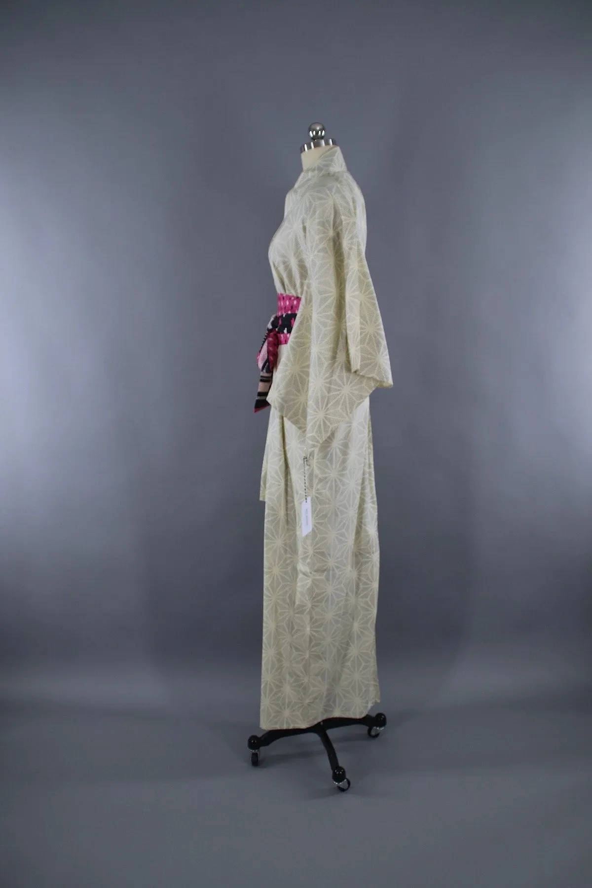 1950s Vintage Silk Kimono Robe / Meisen White & Black Stars