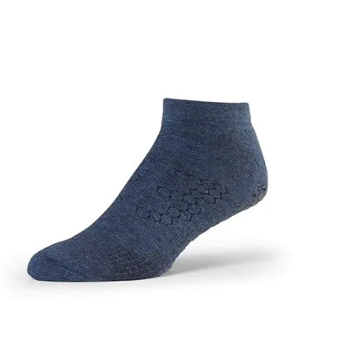 Base Low Rise Grip Socks (Pilates / Barre)