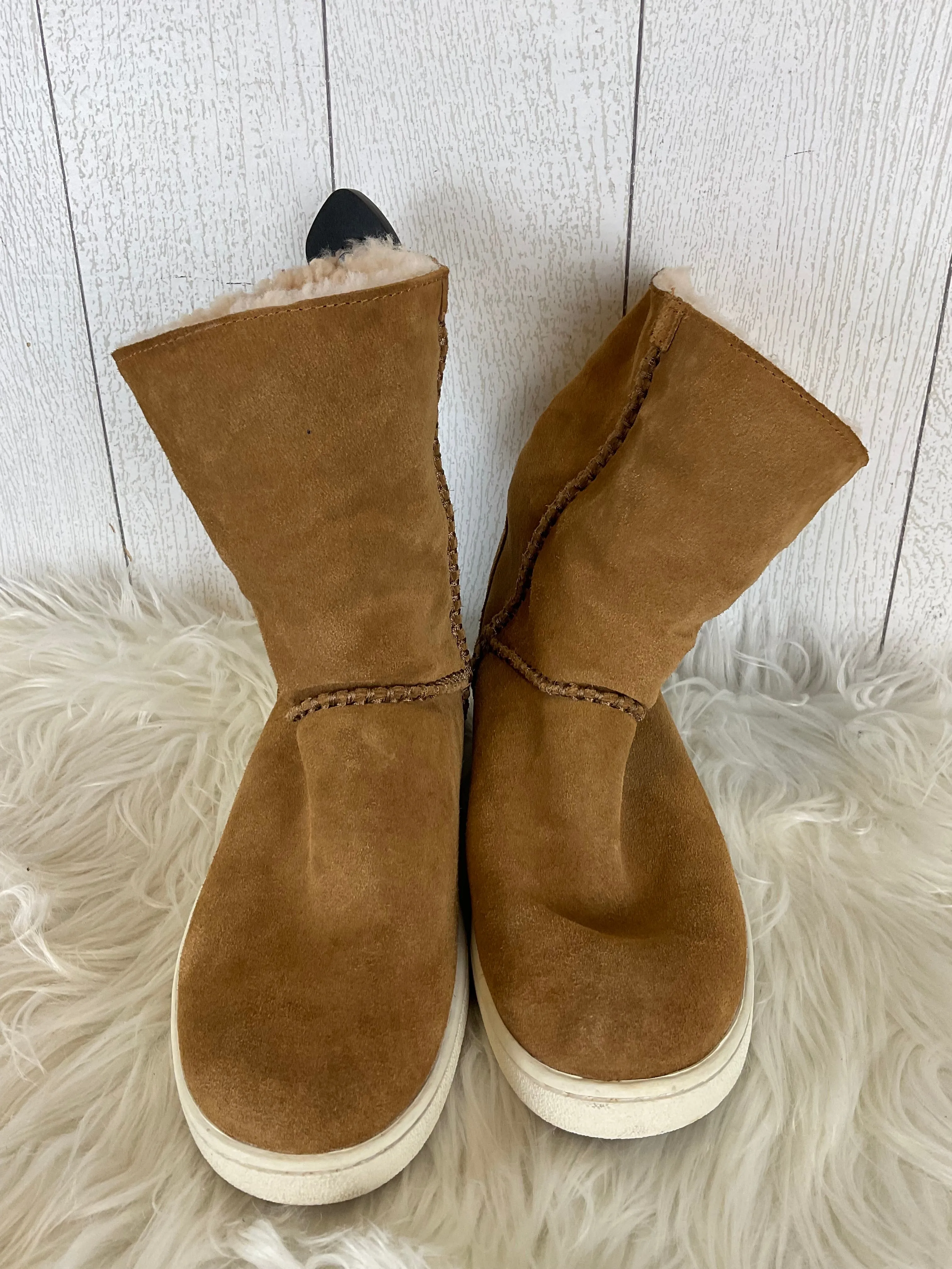 Boots Designer By Ugg In Tan, Size: 8.5