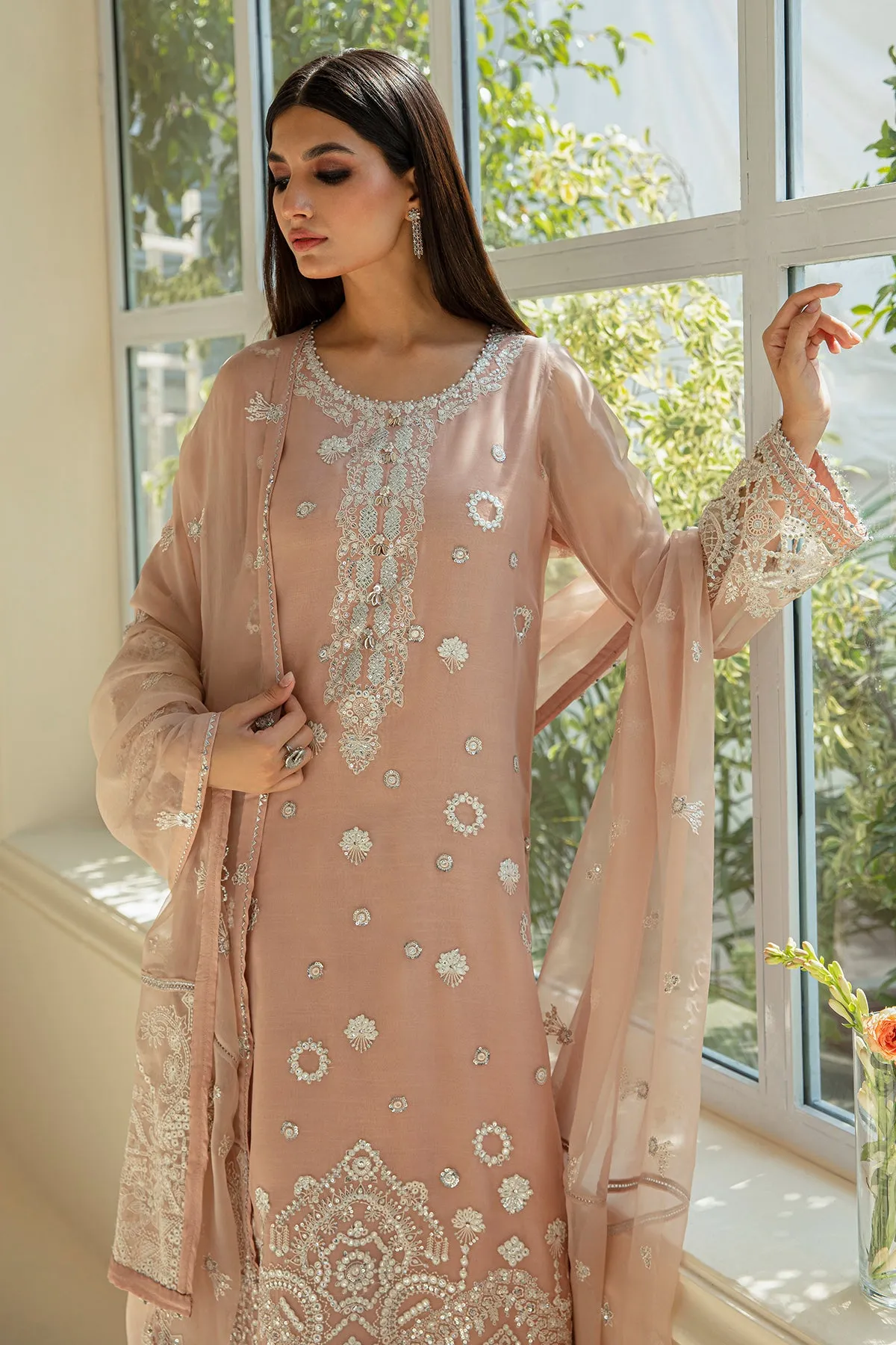 EMBROIDERED CHIFFON UF-389