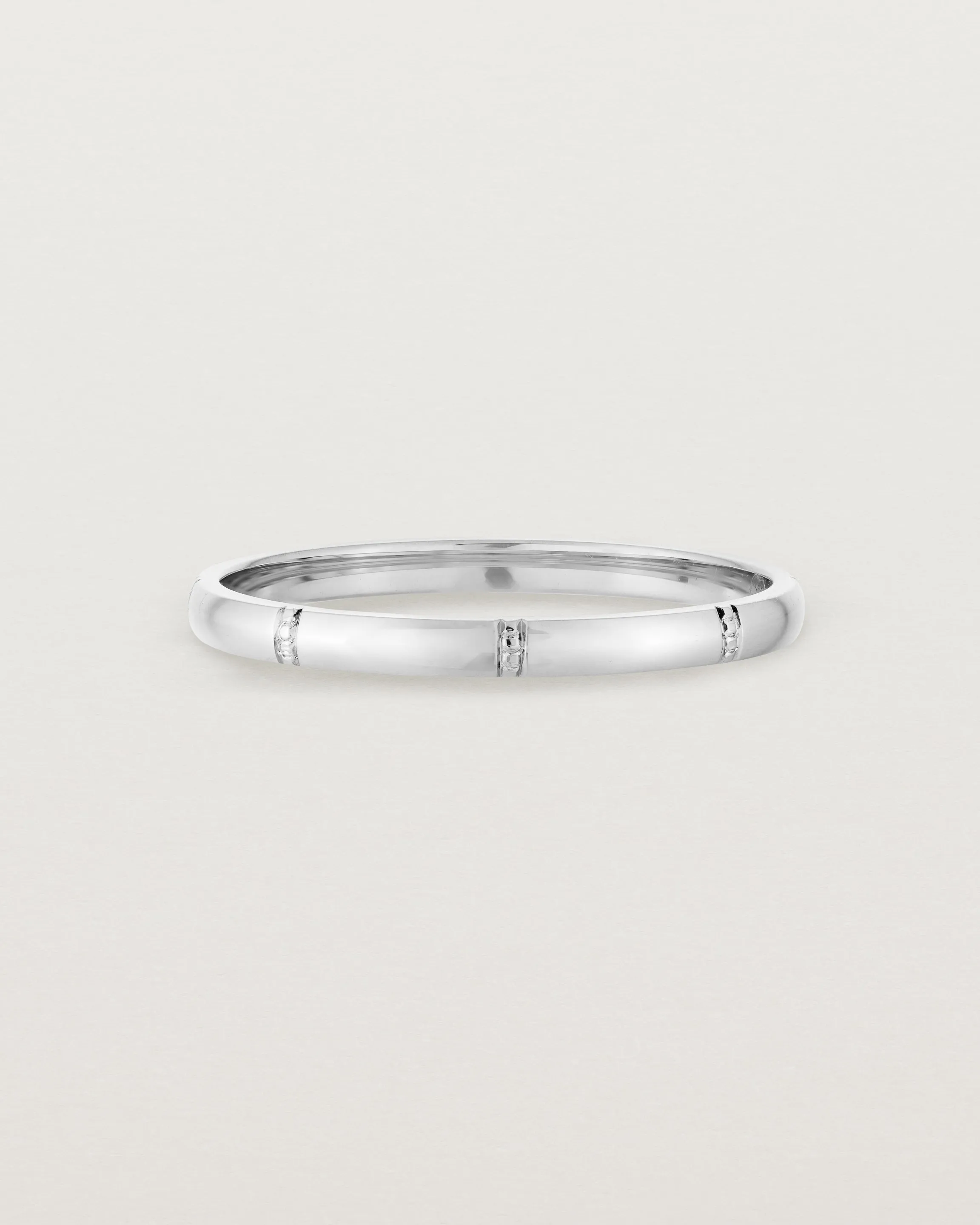 Grain Wedding Ring | 2mm