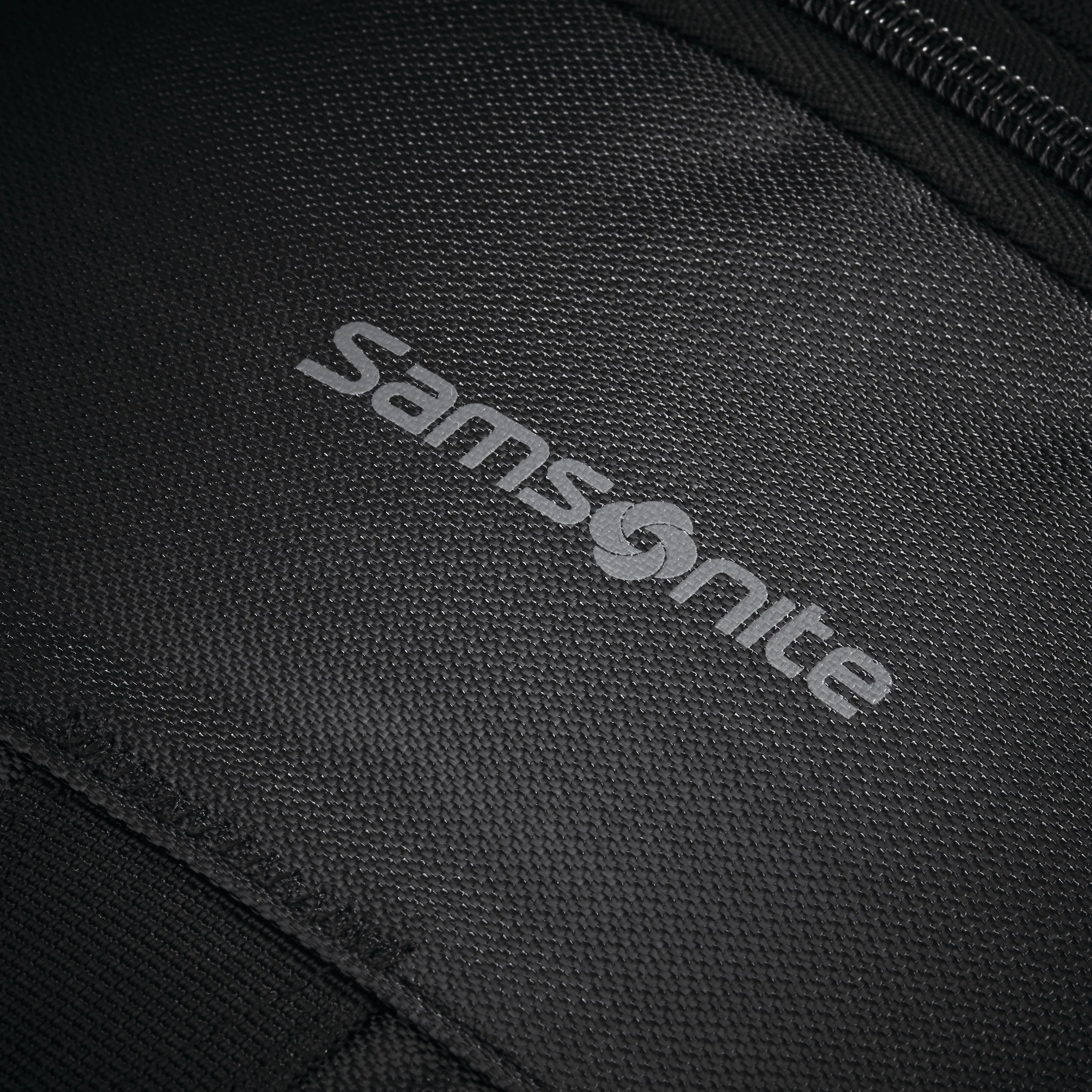 Samsonite Andante 2 Wheeled Duffle 28