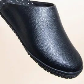 The Clog - Black Speckle